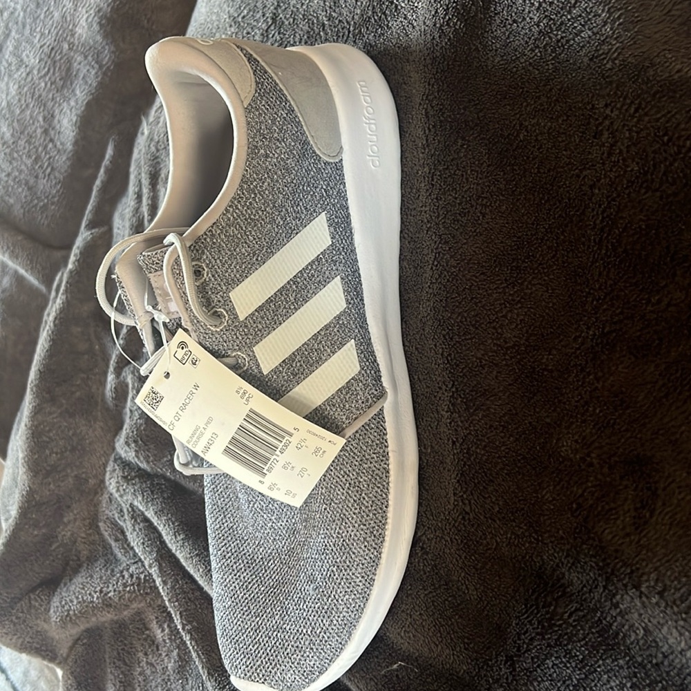 Adidas CF QT Racer W, women’s brand new, never worn, sz 10